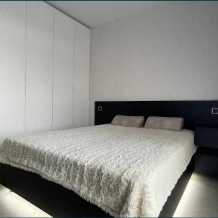 Lux 1-Bedroom Most City Center Area Dnipro Dış mekan fotoğraf